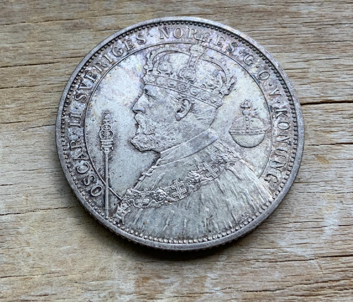 1897 Sweden 2 Kroner .800 Silver coin almost UNC C262
